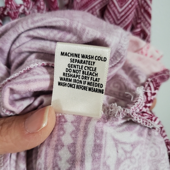 Skies Are Blue Boarder Print Top M - Picture 6 of 6